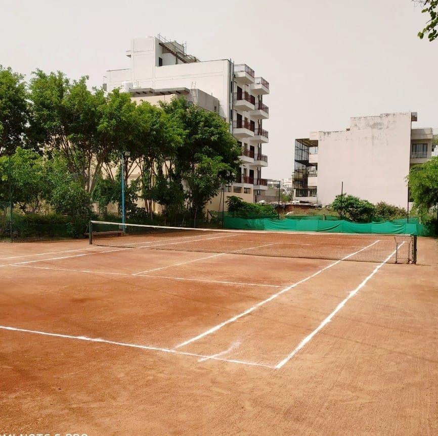 Glister Tennis Academy